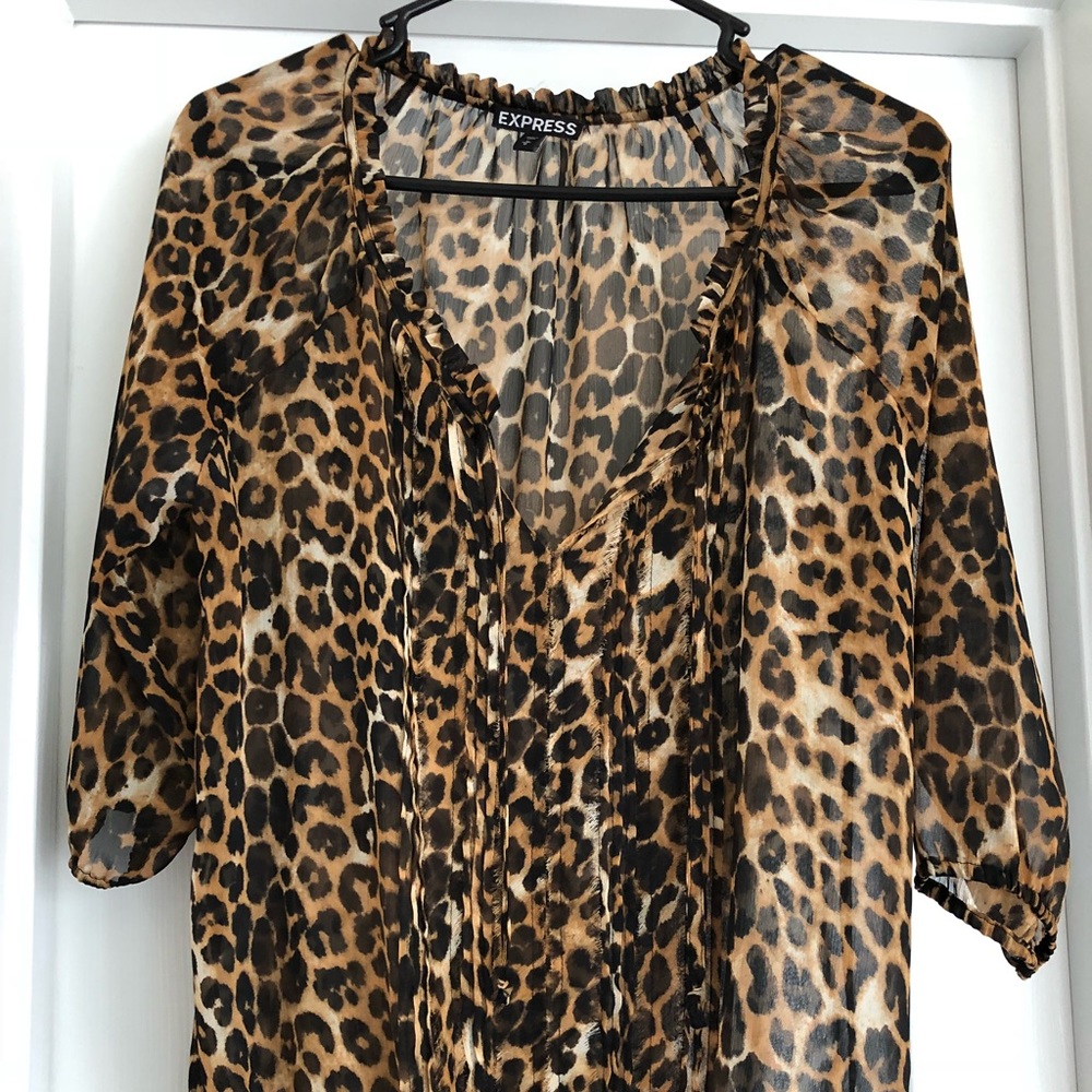 Express Leopard Top.  Medium.  EUC!!